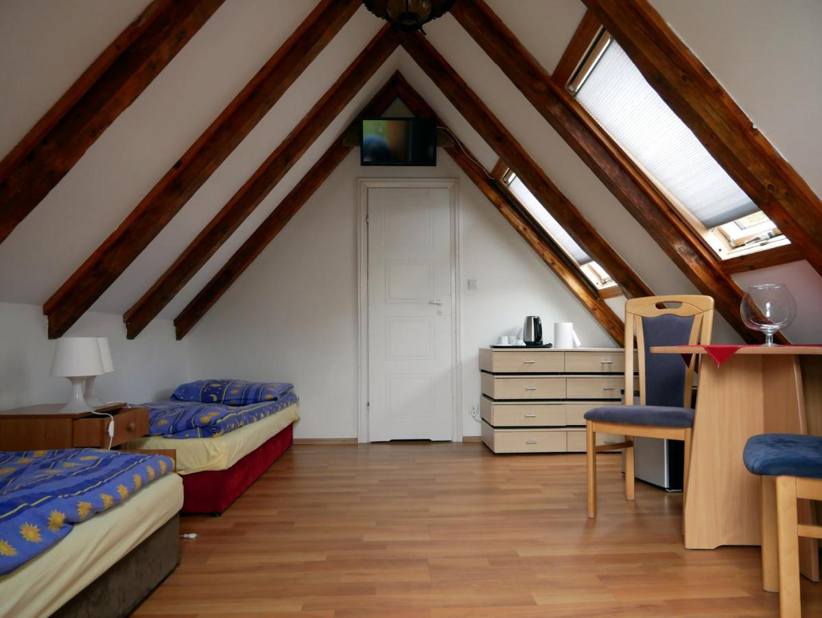 Bed and Breakfast Osrodek Beata / Fiord Смолдзиньски-Ляс Экстерьер фото