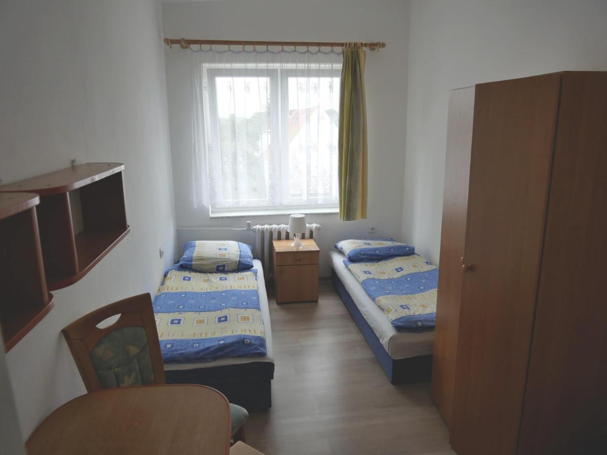 Bed and Breakfast Osrodek Beata / Fiord Смолдзиньски-Ляс Экстерьер фото