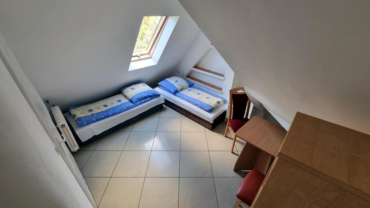 Bed and Breakfast Osrodek Beata / Fiord Смолдзиньски-Ляс Экстерьер фото